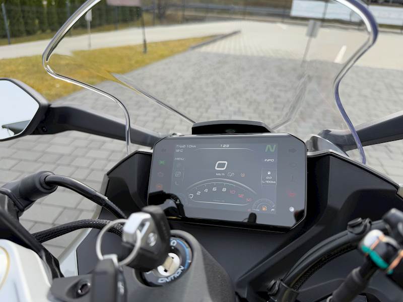 MOTOCYKL CFMOTO SR 450 BLACK