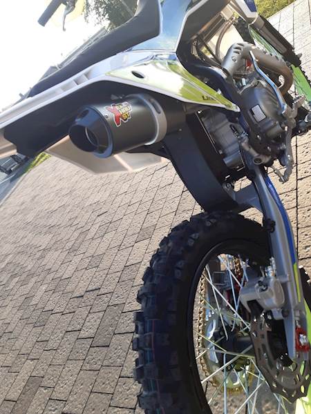 CROSS ASIX DT 190CC E-START 19/16 • Kolor: Niebiesko/limonkowy
