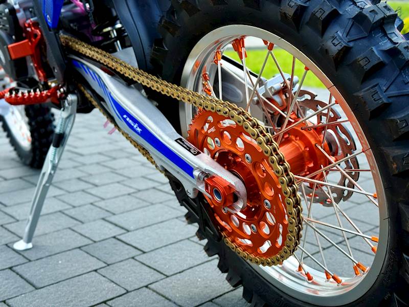 CROSS ASIX XR99 300 CC 21/18 MANUAL E-START  • Kolor: Niebieski