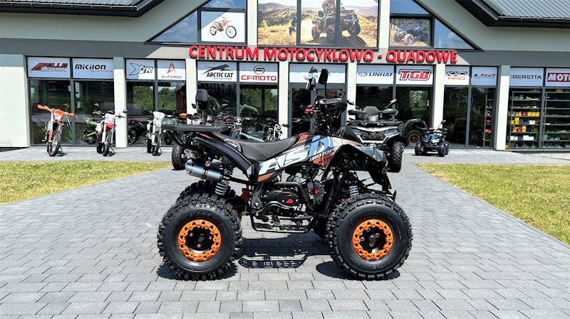 QUAD AVENGER 8" 125CC • Kolor: Czarno/pomarańczowy • Rodzaj skrzyni: Półautomat 3+1