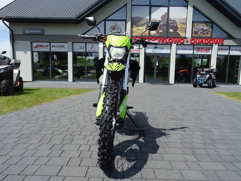 CROSS ASIX DEFENDER 250cc 21/18" CZARNO-ZIELONY