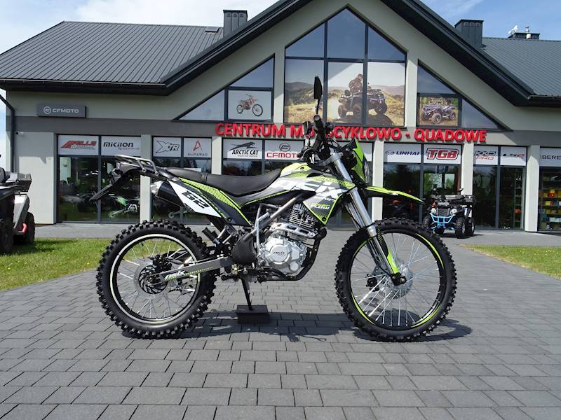 CROSS ASIX DEFENDER 250cc 21/18" CZARNO-ZIELONY