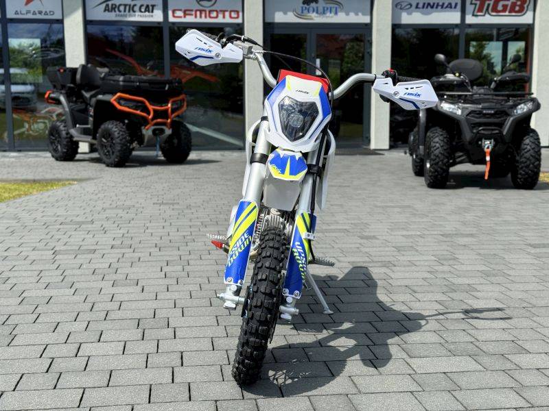 CROSS ASIX XB28 E-START 12/10 90CC • Kolor: Niebiesko/limonkowy