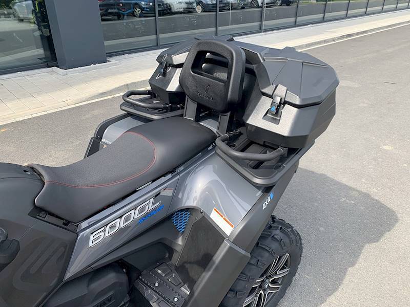 KUFER TYLNY AX92 SHARK ATV