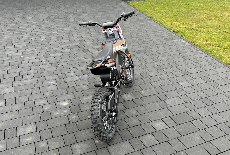 CROSS ELEKTRYCZNY ASIX E-709 1100W POMARAŃCZOWY
