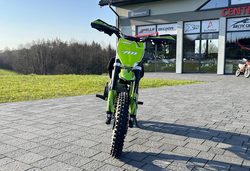 MINI CROSS ASIX XB16 A1 60CC 12/10 2T P-START • Kolor: Czarno/zielony • Rodzaj skrzyni: Automat