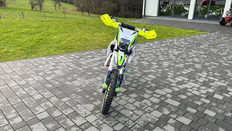 CROSS ASIX DT 125CC E-START 17/14 • Kolor: Biało/zielony