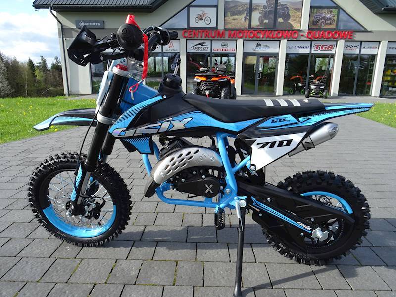 MINI CROSS ASIX XB16 A1 60CC 12/10 2T P-START • Kolor: Czarno/niebieski • Rodzaj skrzyni: Automat