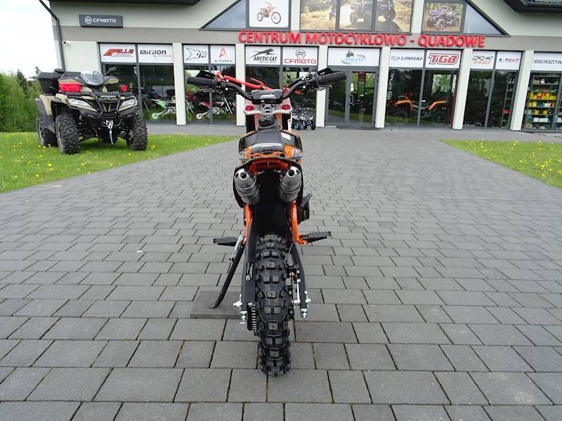 MINI CROSS ASIX XB16 A1 60CC 12/10 2T P-START • Kolor: Czarno/pomarańczowy • Rodzaj skrzyni: Automat