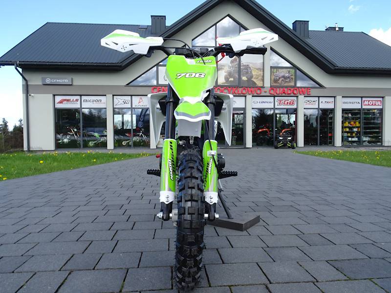 MINI CROSS ASIX 706 50CC 10/10 2T E-ST • Rodzaj skrzyni: Automat • Kolor: Biało/zielony