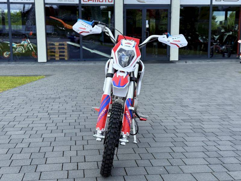 CROSS ASIX XB28 E-START 14/12 110CC • Kolor: Czerwono/niebieski