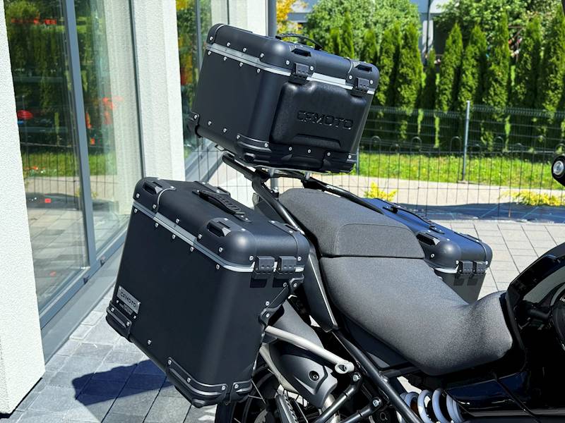 ORYGINALNE KUFRY MOTOCYKLOWE CFMOTO 450/700MT CZARNE