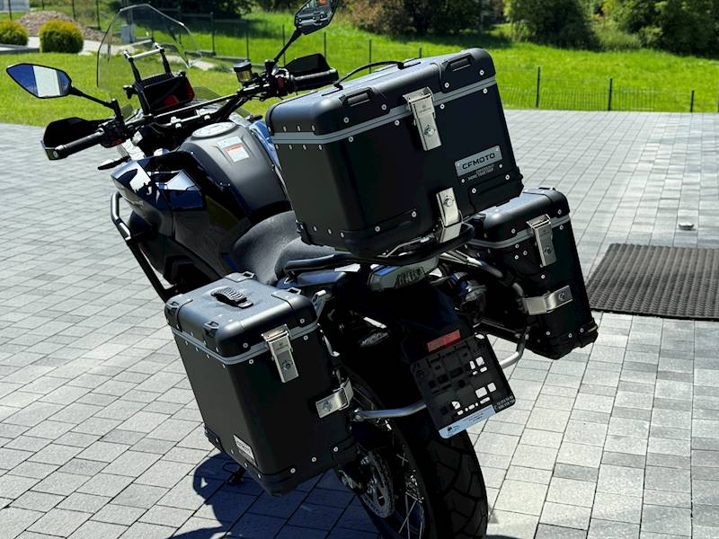 ORYGINALNE KUFRY MOTOCYKLOWE CFMOTO 450/700MT CZARNE
