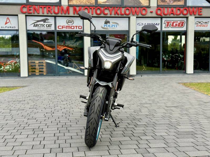 MOTOCYKL CFMOTO NK 125 BLACK