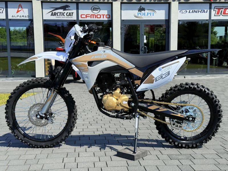 CROSS ASIX XB83 250 21/18 • Kolor: Brązowy