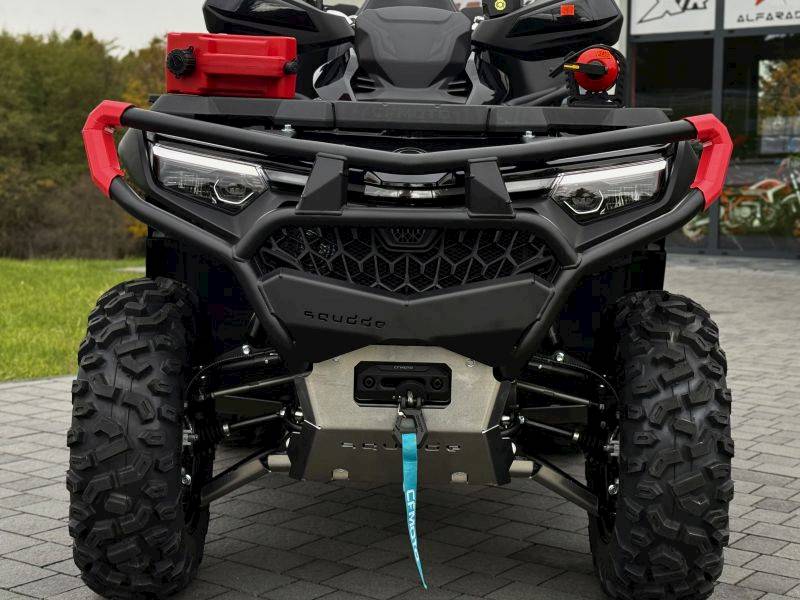 BUMPER PRZÓD Z CZERWONYMI NAROŻNIKAMI CF850/1000 G3 SQ