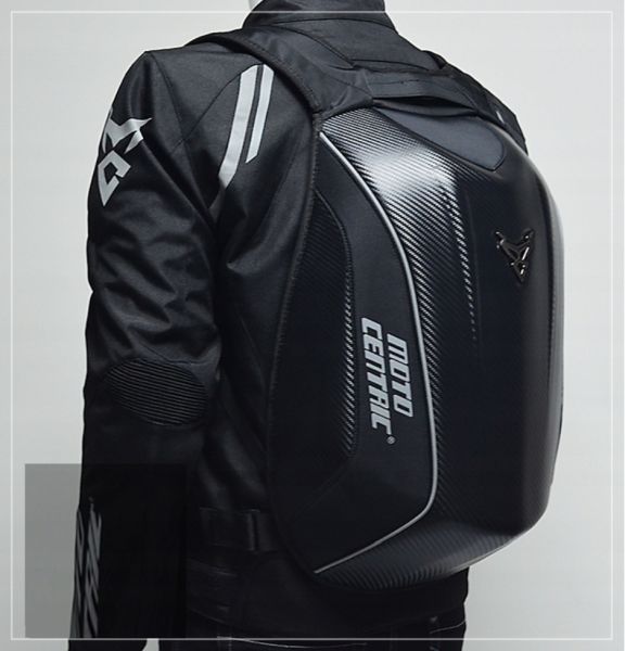 PLECAK MOTOCYKLOWY PÓŁSZTYWNY CARBON CZARNY
