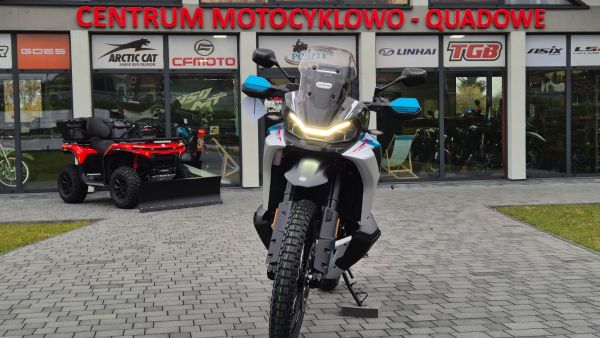 MOTOCYKL CFMOTO MTX 800 NIEBIESKI
