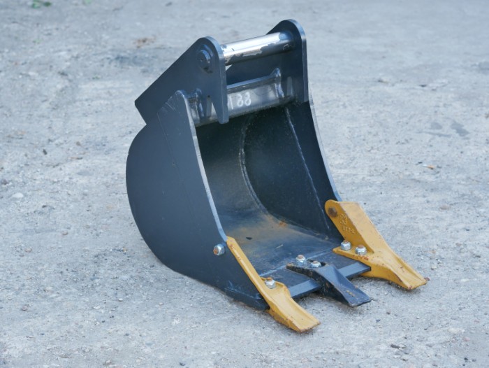 Łyżka 200mm do kopania do minikoparki bez zębów wydłużona - Lehnhoff MS01