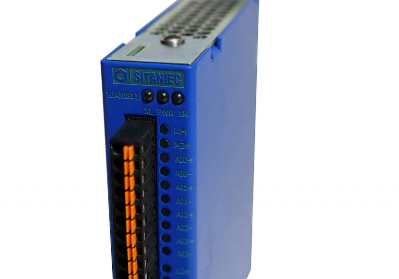 SYSTEM10 moduł 8AI RJ45