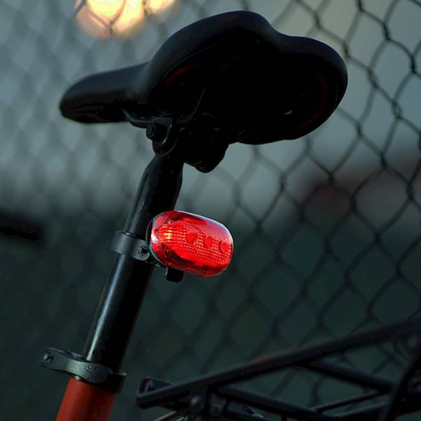 Tiross lampa rowerowa tył TS-646 2xAAA 5led