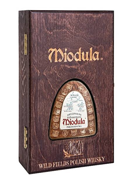 MIODULA PREZYDENCKA LEŻAKOWANA WILD FIELDS FINISH 40% 0,50L