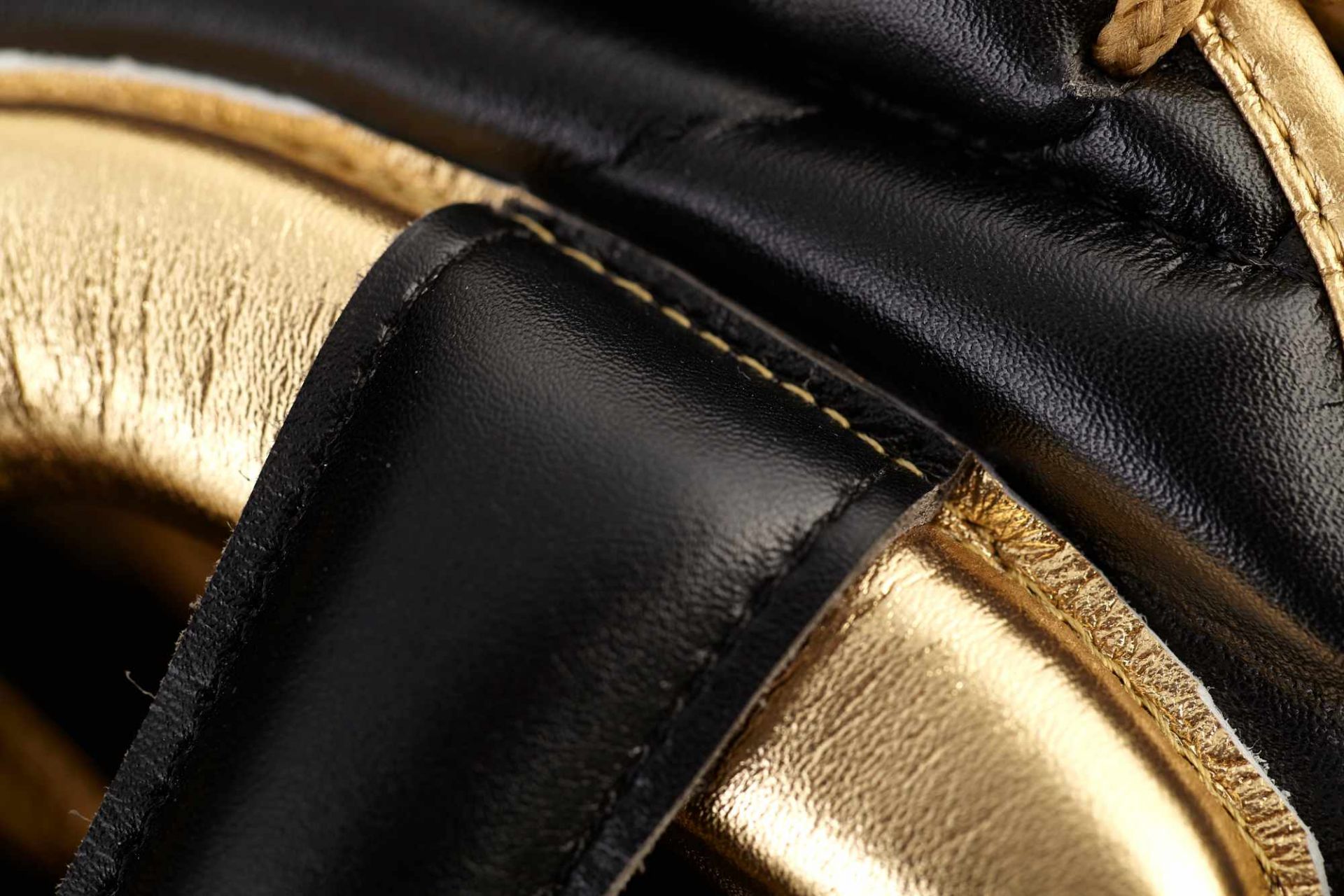 Kask bokserski Adidas AdiStar Pro Czarny/Złoty • Rozmiar: L