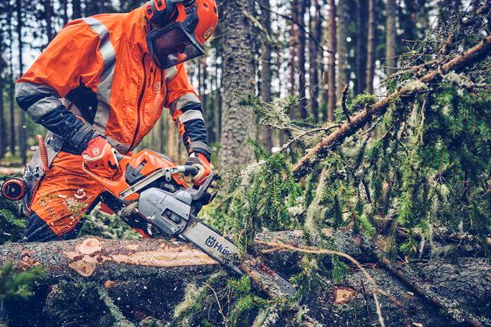 PILARKA HUSQVARNA 560XP Mark II
