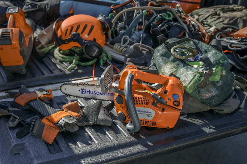 PILARKA HUSQVARNA T525
