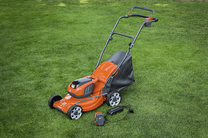 KOSIARKA HUSQVARNA LC137I ZESTAW