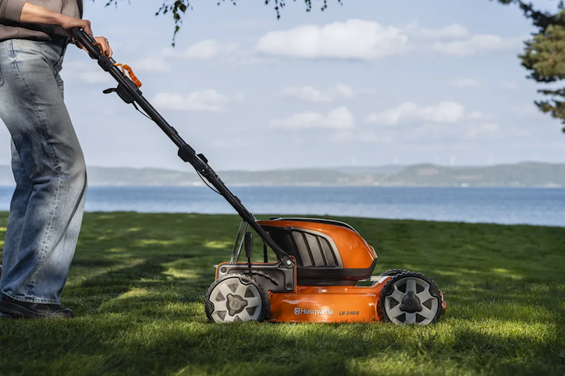 KOSIARKA HUSQVARNA LB246iS