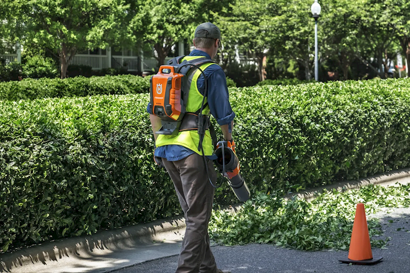 AKUMULATOR HUSQVARNA BLI950X Z SZELKAMI