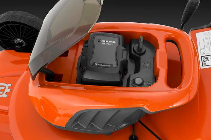 KOSIARKA HUSQVARNA LC142iS ZESTAW Z 2 AKU