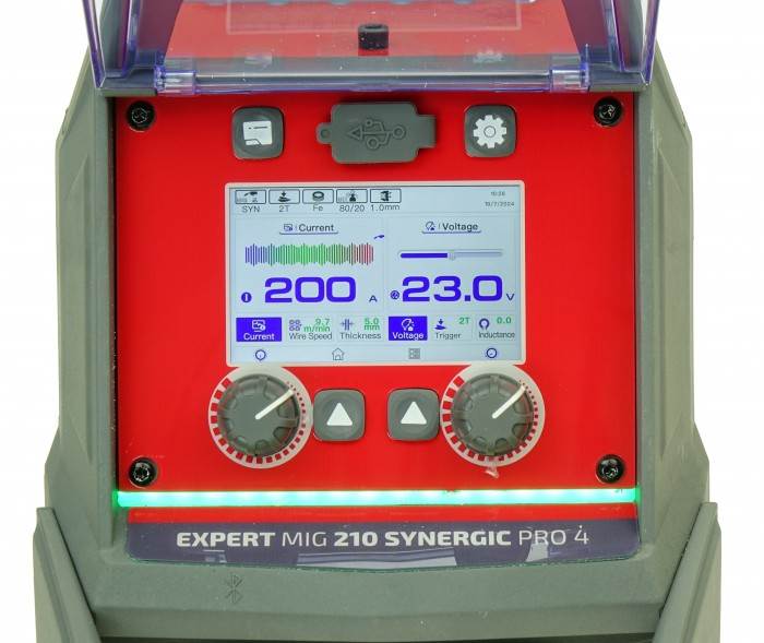 SPAWARKA EXPERT MIG 210 SYNERGIC PRO4 LCD IDEAL