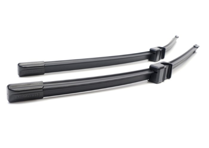 WYCIERACZKI NEGOTTI PIÓRA ZESTAW PRZÓD SET-A 21''/19''a MAZDA 3, VOLKSWAGEN Bora, Golf IV, Polo