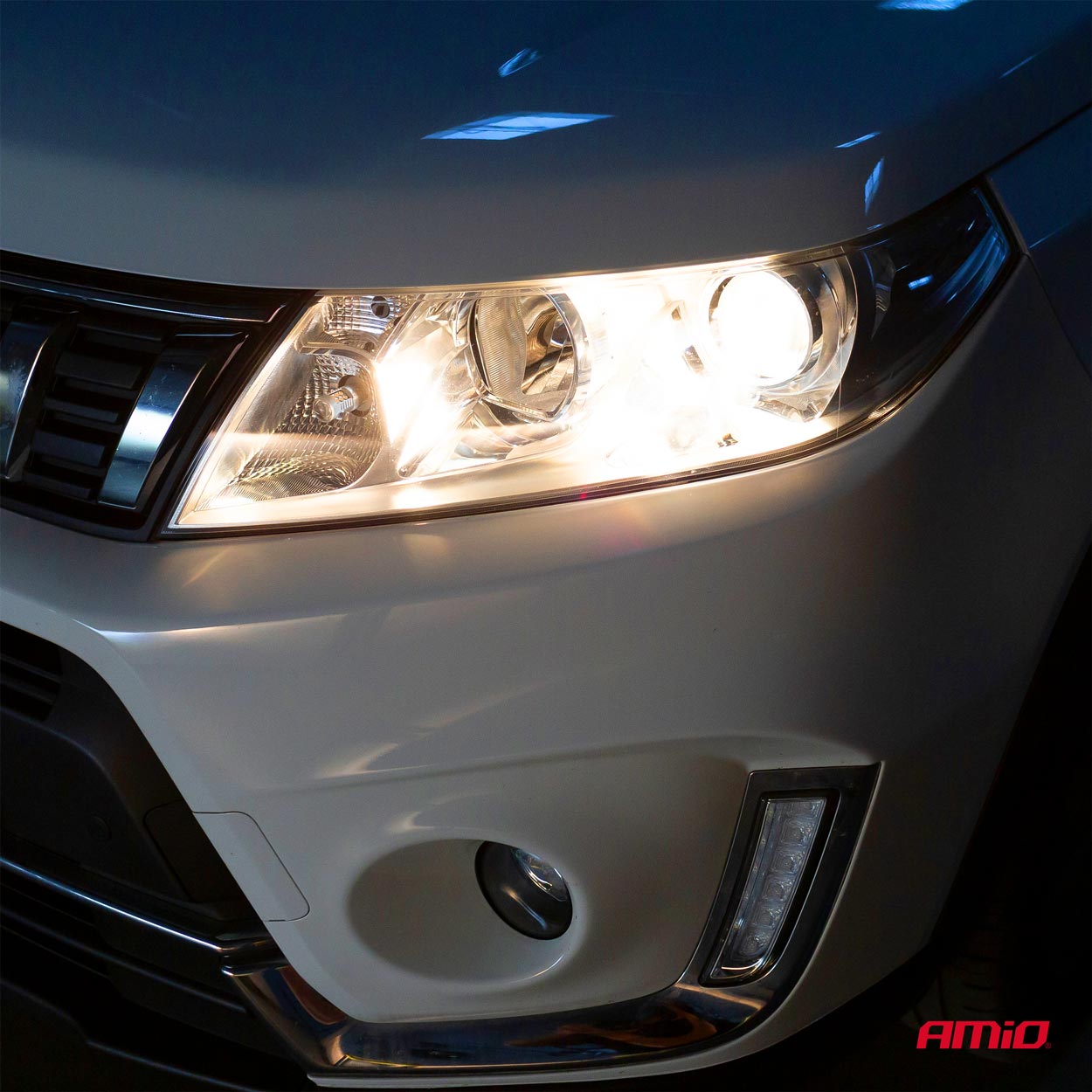 ŻARÓWKA HALOGENOWA H15 12V AMIO 