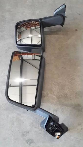LUSTERKO SCANIA R S P G KPL. PODGRZ ELEKT --> LEWE