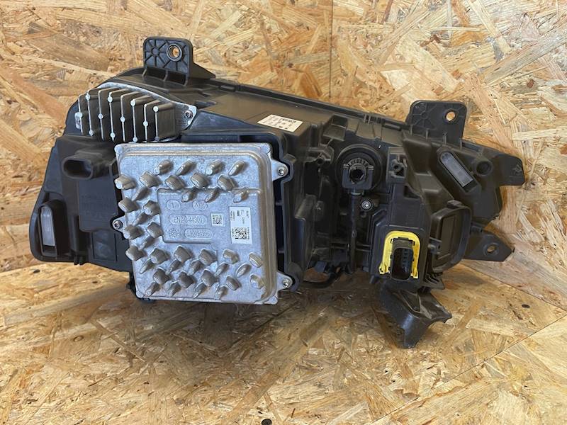 REFLEKTOR FULL LED DAF XF XG --> LEWY