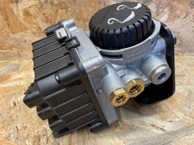 MODULATOR ZAWÓR EBS DAF XF106 WABCO