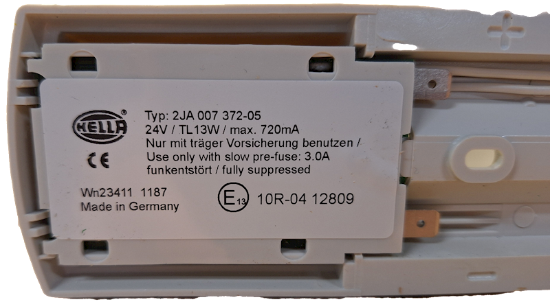 LAMPA SUFITOWA 2JA007372-051 HELLA KAMPER 