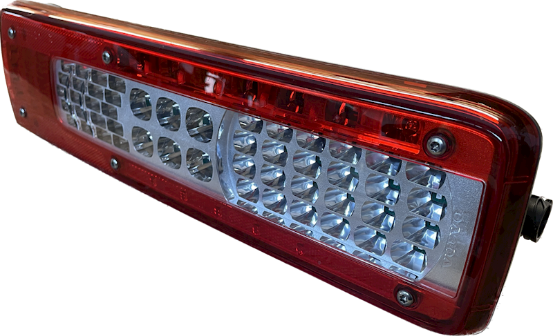 LAMPA TYLNA VOLVO FH4 FH5 ---> LEWA