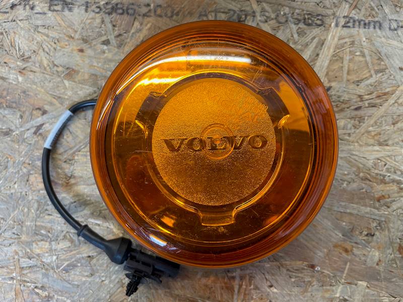 KOGUT LAMPA BŁYSKOWA LED VOLVO FH4 FH5 VIGNAL