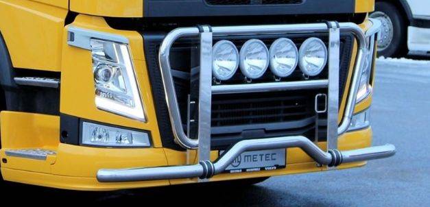ORUROWANIE CZOŁOWE KANGUR BULLBAR VOLVO FH4
