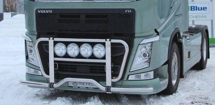 ORUROWANIE CZOŁOWE KANGUR BULLBAR VOLVO FH4