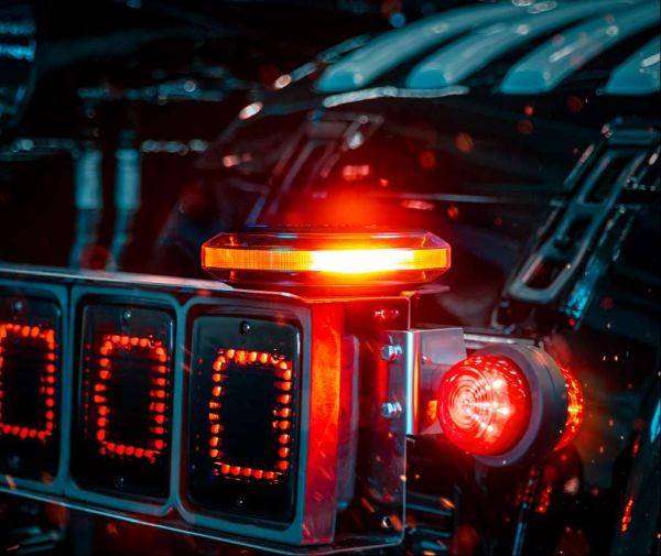 LAMPA OSTRZEGAWCZA LED FIREFLY SG NA MAGNES 110mm