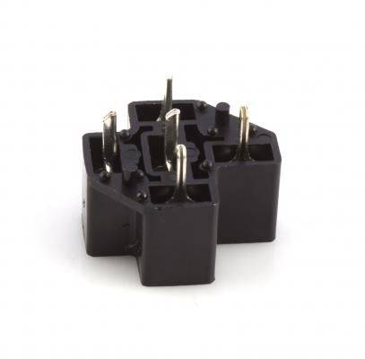 COKÓŁ PRZEKAŹNIKA HELLA 5 PIN