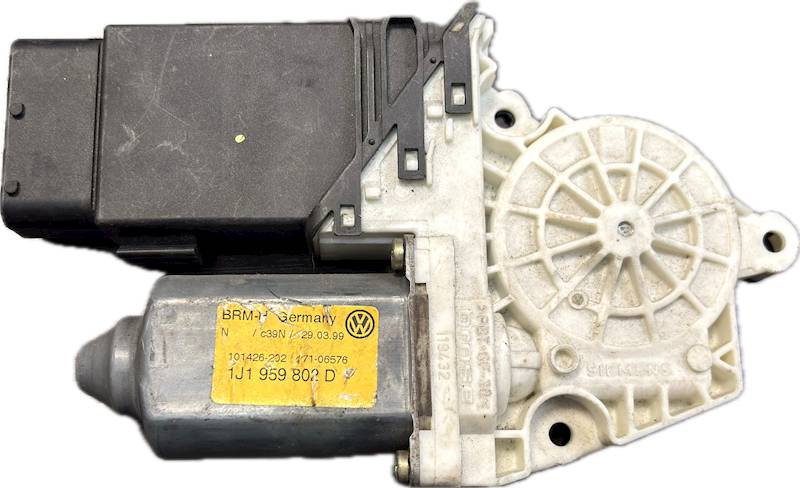 SILNICZEK SZYBY VW GOLF IV PRZÓD PRAWY