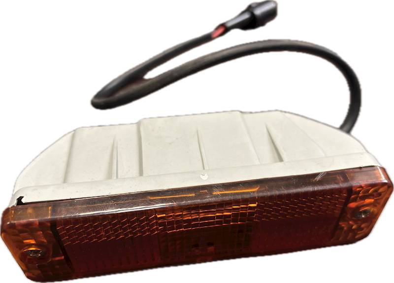 LAMPA KIERUNKOWSKAZU W ZDERZAKU F2000 L / P