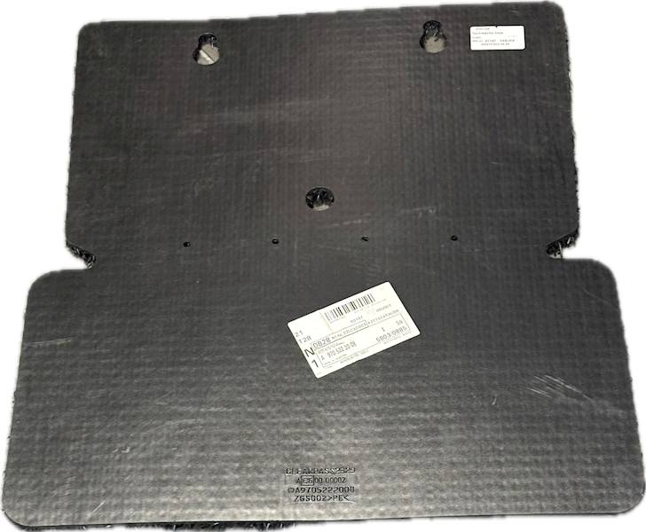 PŁYTA OCHRONNA NADKOLA PRAWY TYLNE ATEGO 