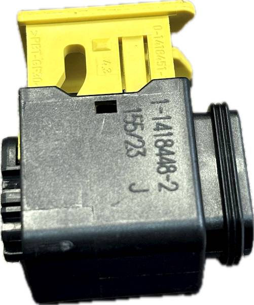 WTYCZKA GNIAZDO MERCEDES